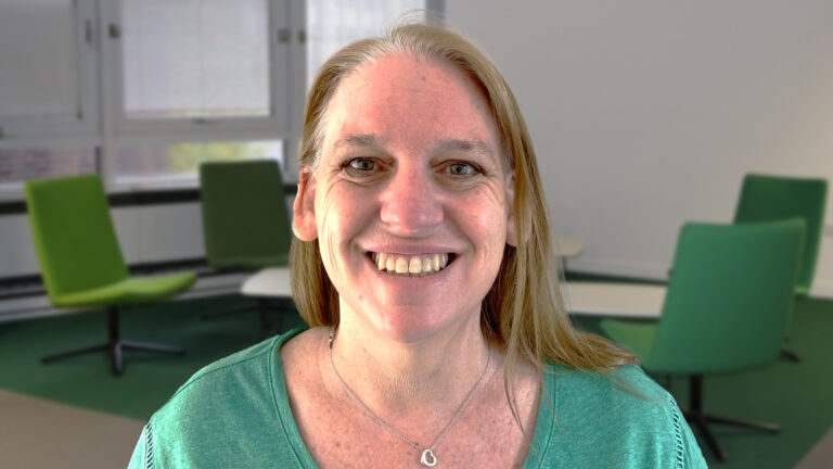 Photo of Nicola, an HR Business Partner (HRBP) at the Home Office.